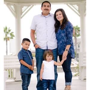 Meet your Posher, Aracely